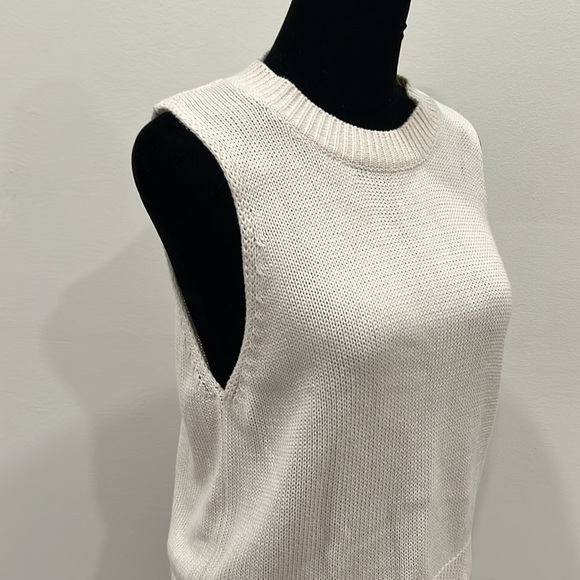 ABOUT YOU x Marie von Behrens Top 'Lena' in Beige - Picture 4 of 12